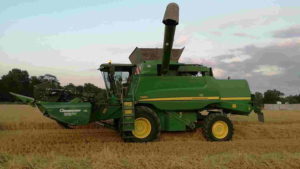 NHCX 8070 coupe NH 7.30m Varifeed