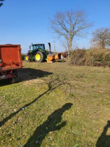 Tracteur / Broyeur de branches